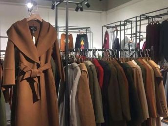 掘金外貿庫存 解析服裝、鞋帽、箱包尾貨批發生意經